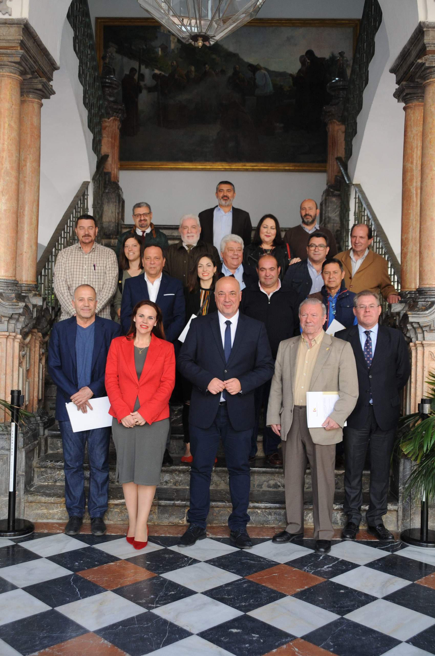 La firma de 13 convenios de colaboración permitirá a la Diputación participar en propuestas de Participación Ciudadana y Consumo.