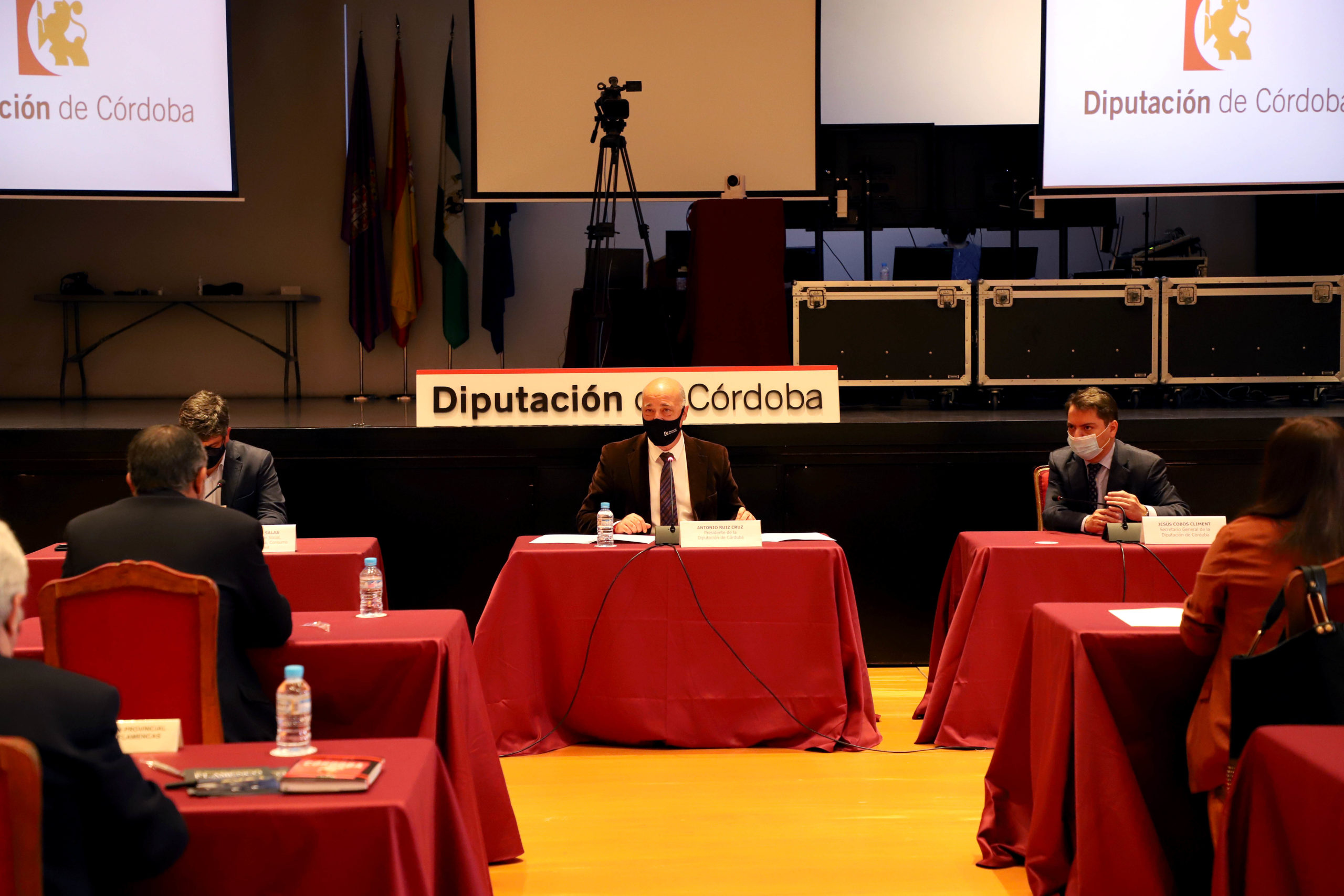 La Diputación de Córdoba firma con doce colectivos convenios en materia de consumo y participación ciudadana.